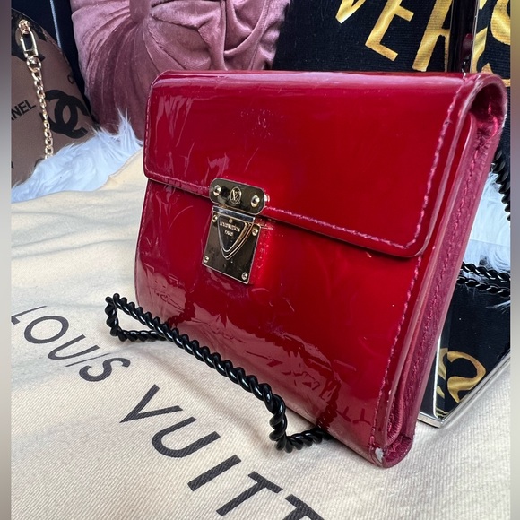 Authentic Louis Vuitton Wallet - Picture 3 of 15